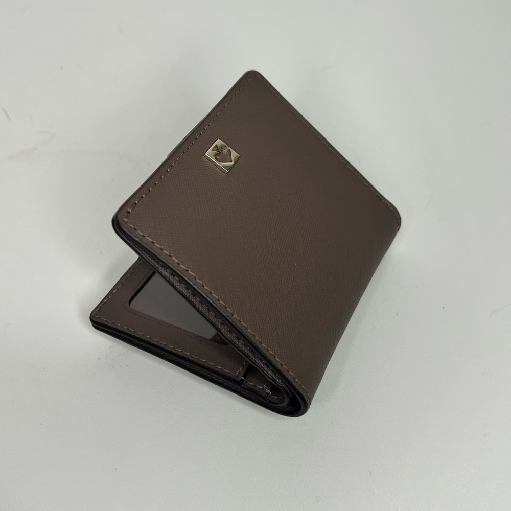 Kate Spade wallet new, never used!